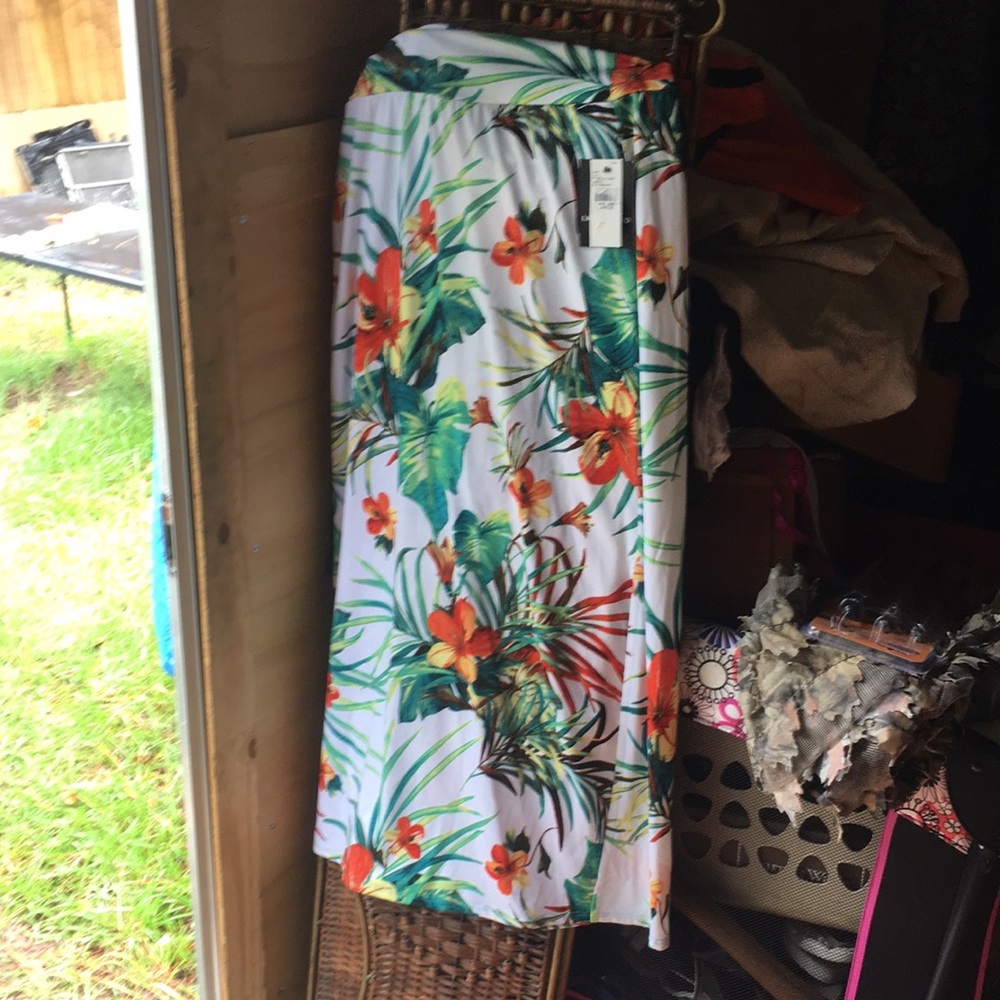 Bought from Dillards,never been worn